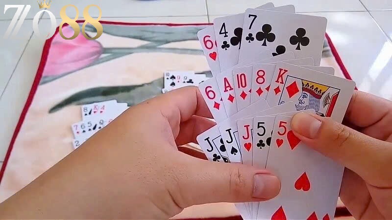Bài Binh Lủng Zo88 Là Gì? Nguyên Nhân Và Cách Tránh Mắc Phải 2 Tại sao lại có Bài Binh Lủng trong Mậu Binh